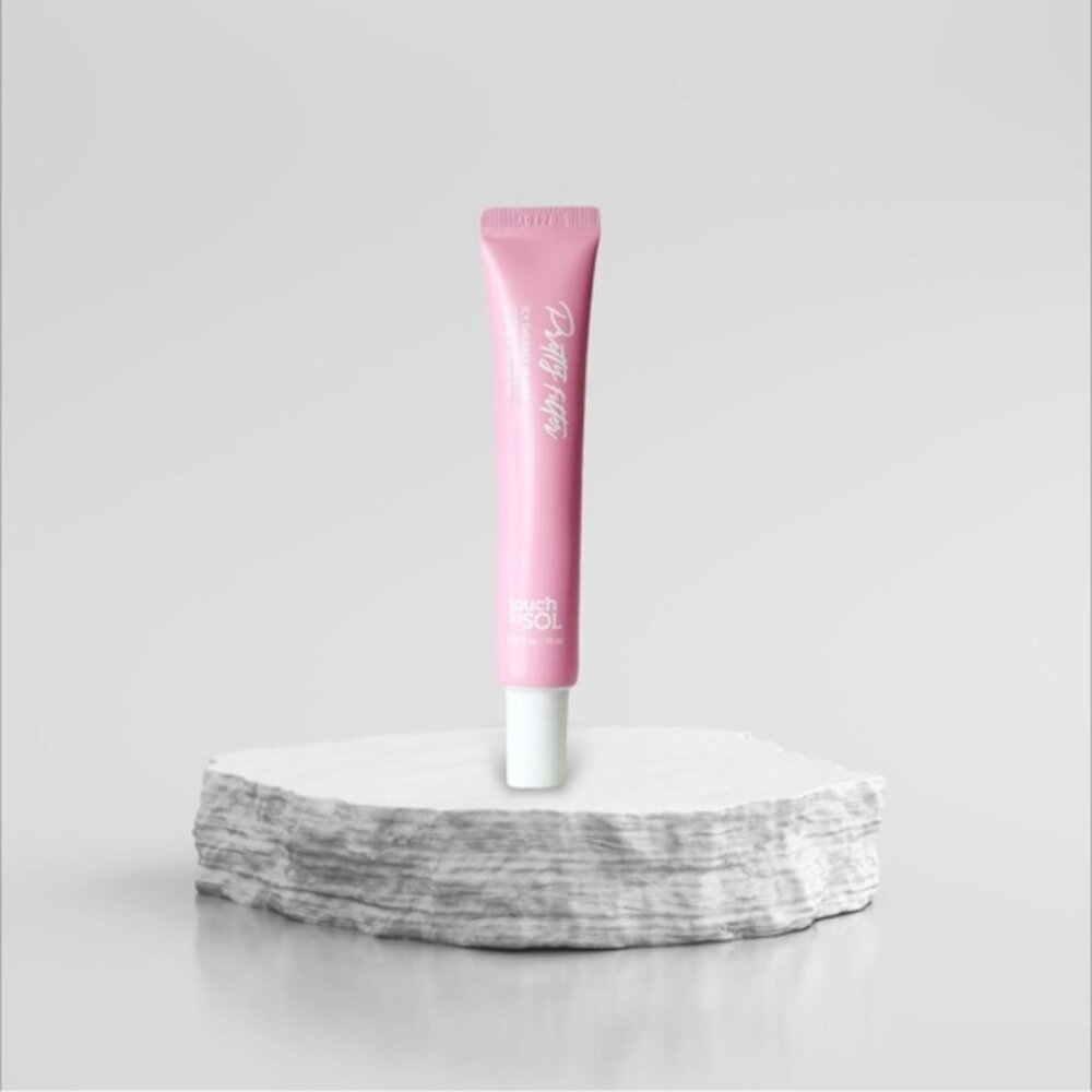 touch in SOL Pink Gel Makeup Primer